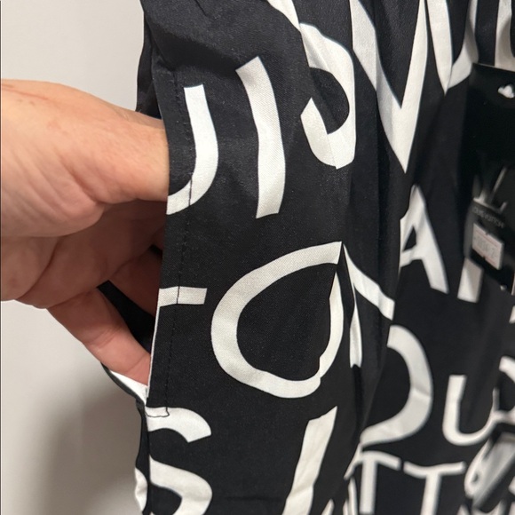 Woman Black and White Logo Print Pants - Picture 3 of 6